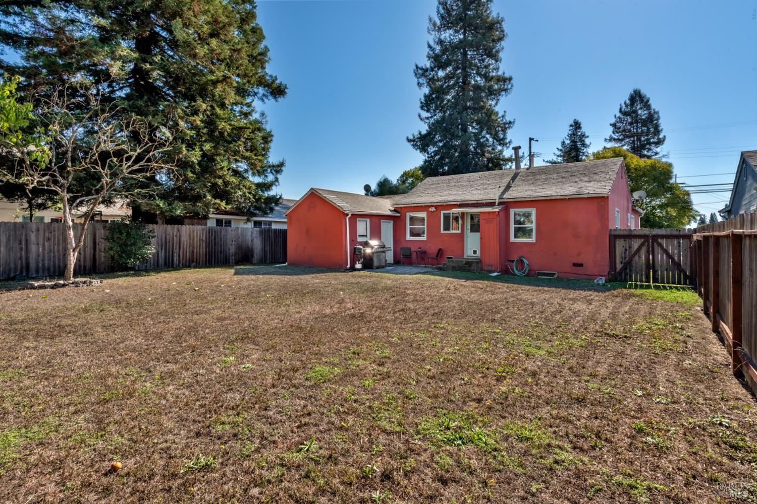 Detail Gallery Image 28 of 31 For 151 Earle St, Santa Rosa,  CA 95407 - 2 Beds | 1 Baths