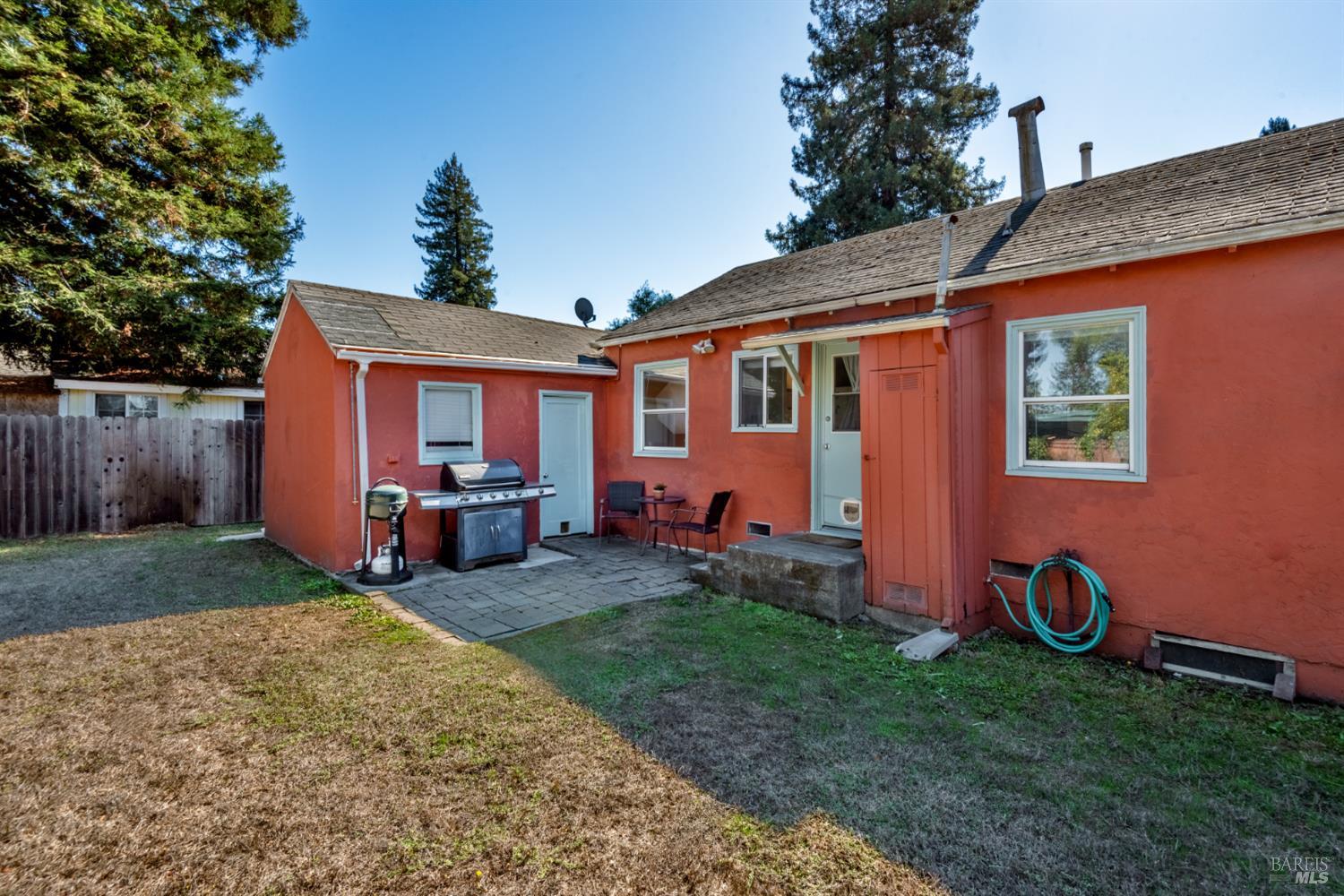 Detail Gallery Image 23 of 31 For 151 Earle St, Santa Rosa,  CA 95407 - 2 Beds | 1 Baths