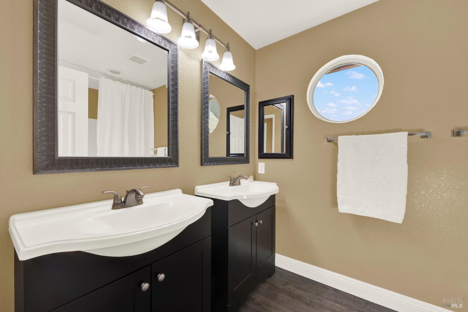 Detail Gallery Image 55 of 99 For 719 Rambleton Dr, Vacaville,  CA 95688 - 5 Beds | 3 Baths