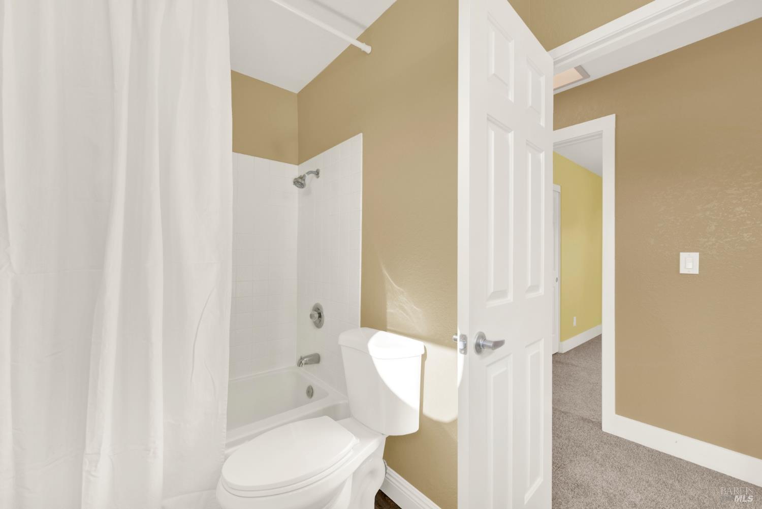 Detail Gallery Image 56 of 99 For 719 Rambleton Dr, Vacaville,  CA 95688 - 5 Beds | 3 Baths