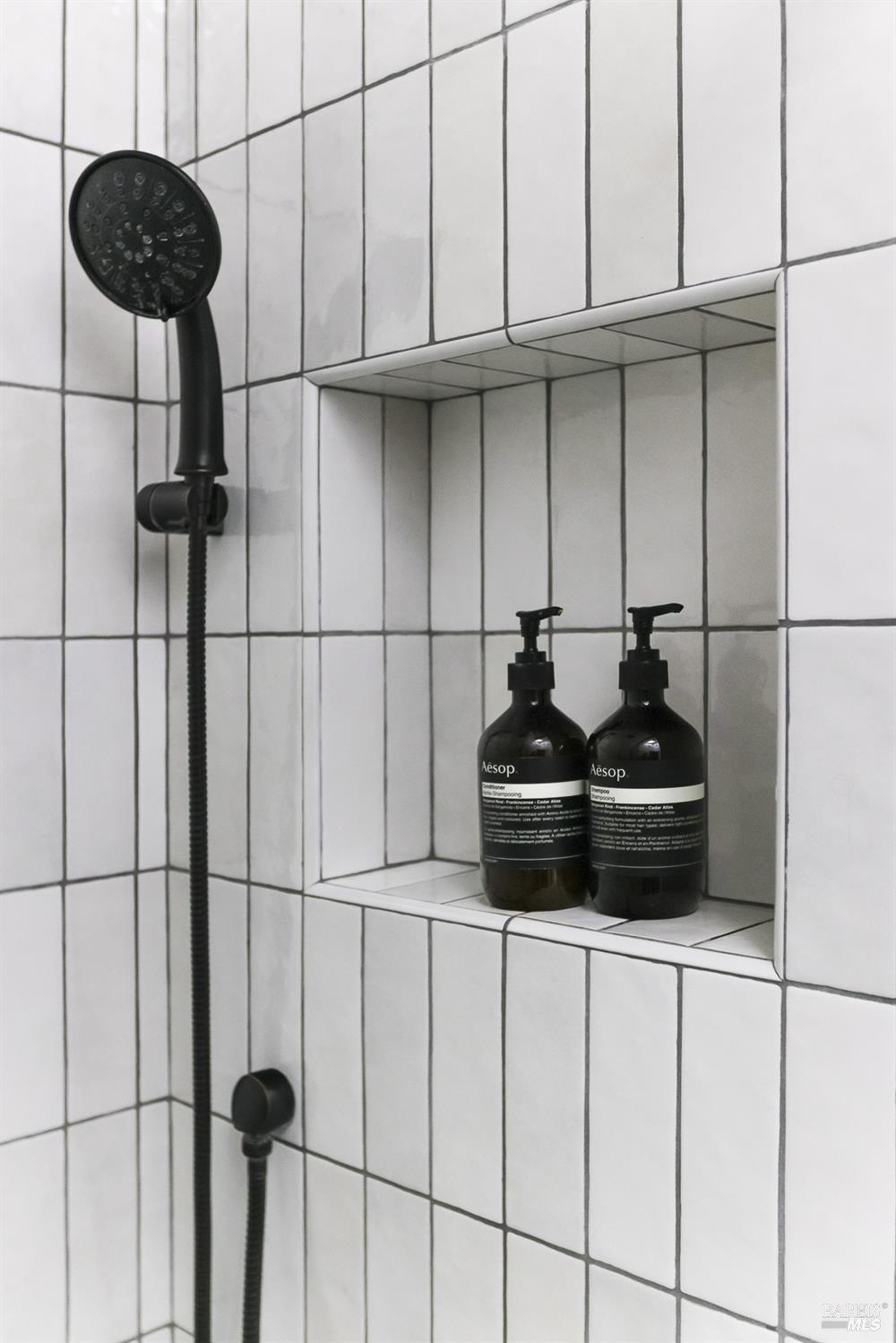 Detail Gallery Image 17 of 59 For 18445 1st Ave, Sonoma,  CA 95476 - 2 Beds | 2 Baths