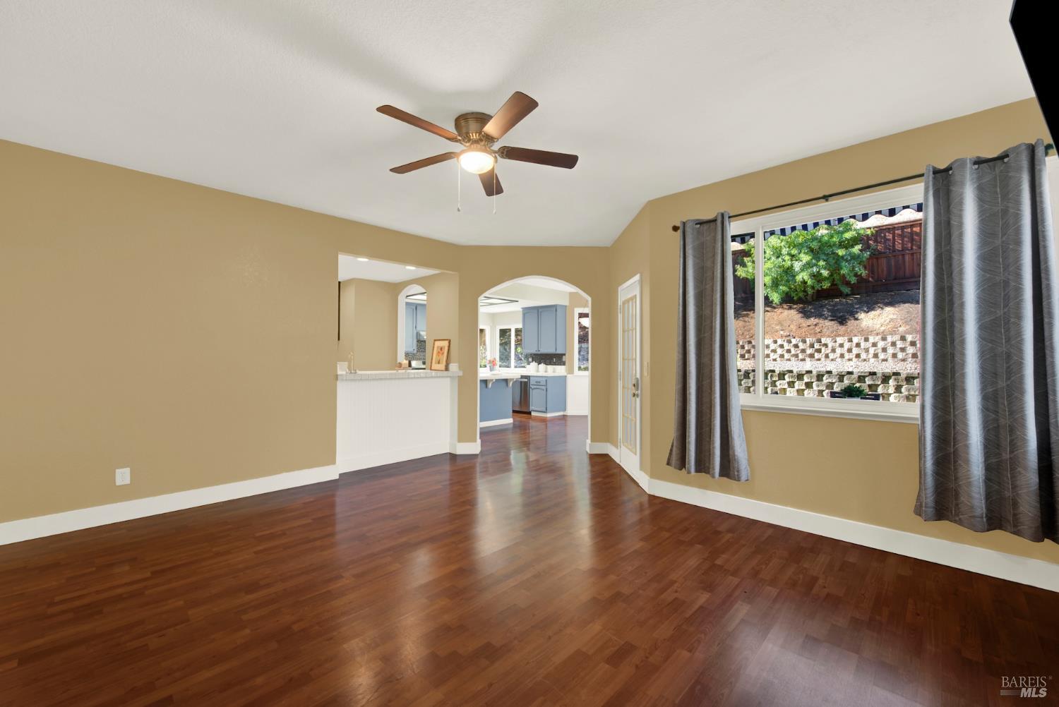 Detail Gallery Image 37 of 99 For 719 Rambleton Dr, Vacaville,  CA 95688 - 5 Beds | 3 Baths