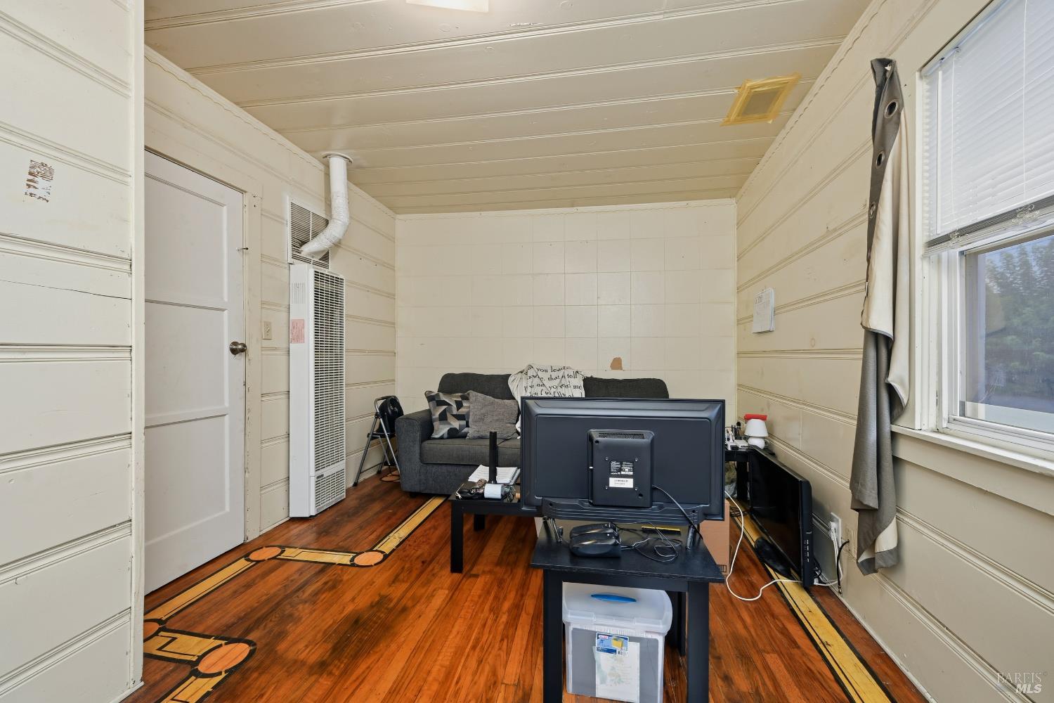 Detail Gallery Image 21 of 31 For 721 Grove St, Sonoma,  CA 95476 - – Beds | – Baths