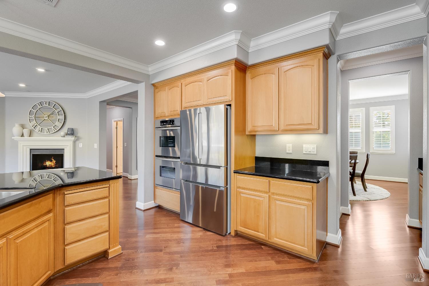 Detail Gallery Image 31 of 88 For 672 Mcallister Dr, Benicia,  CA 94510 - 5 Beds | 4 Baths