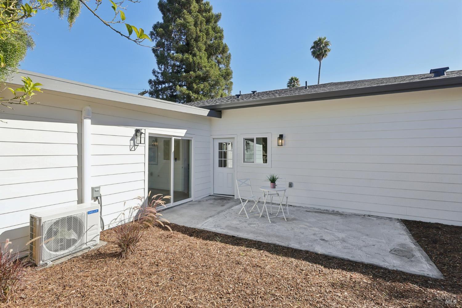 Detail Gallery Image 39 of 44 For 368 Bonnie Ct, Rohnert Park,  CA 94928 - 4 Beds | 2 Baths