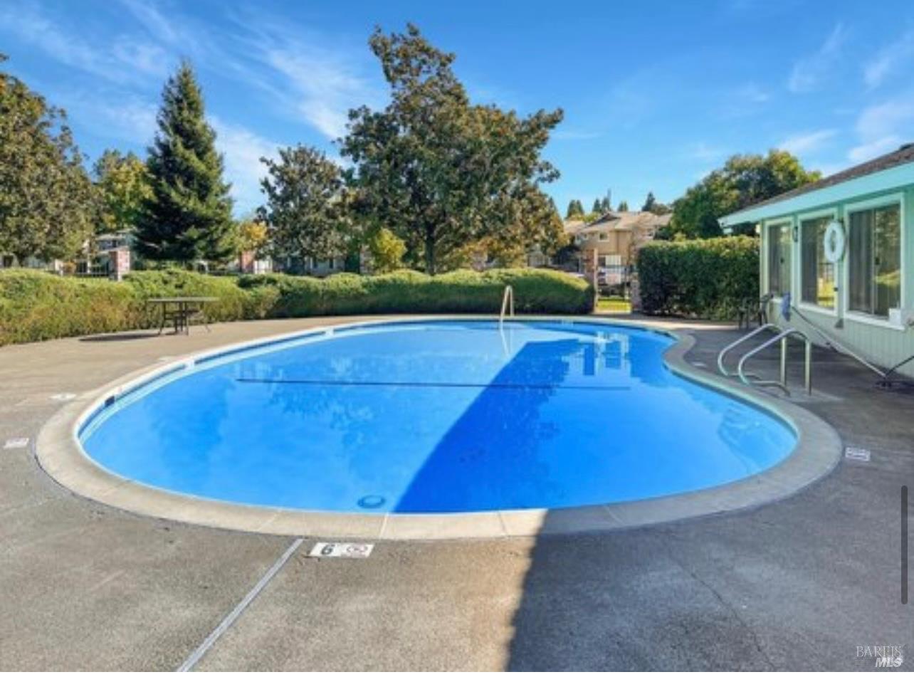 Detail Gallery Image 22 of 23 For 2529 Coffey Ln, Santa Rosa,  CA 95403 - 2 Beds | 1 Baths