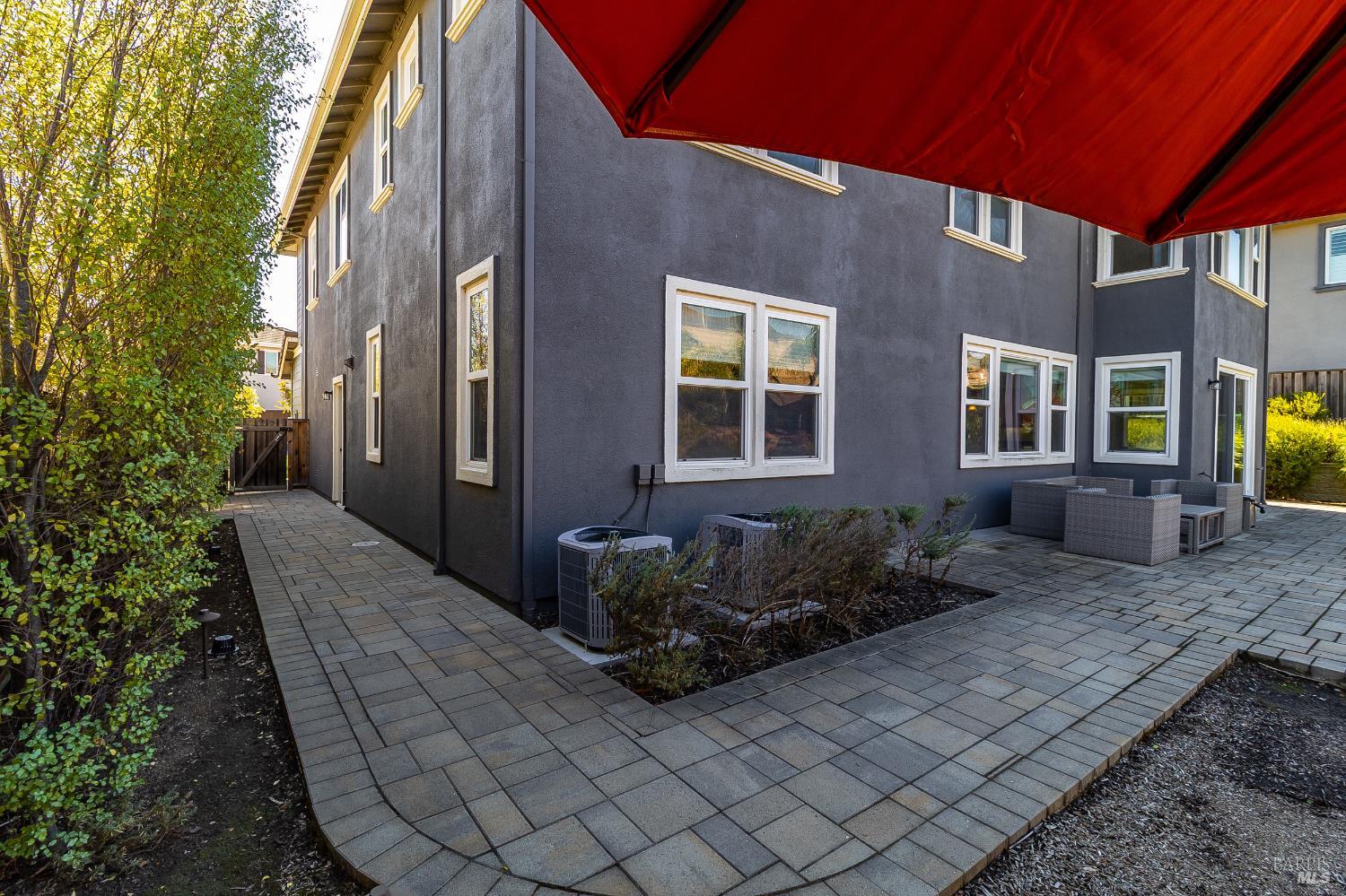 Detail Gallery Image 70 of 88 For 672 Mcallister Dr, Benicia,  CA 94510 - 5 Beds | 4 Baths