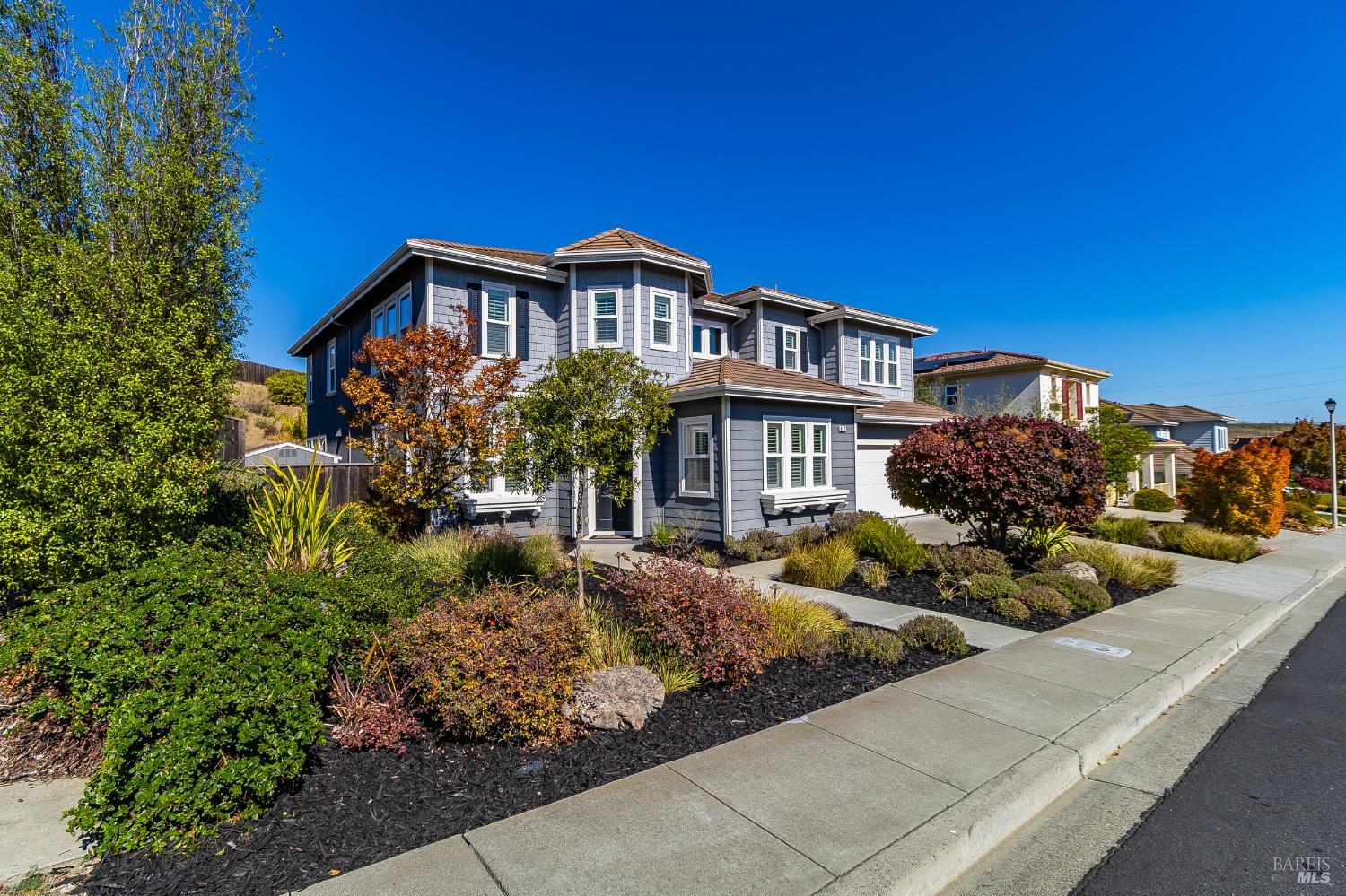 Detail Gallery Image 2 of 88 For 672 Mcallister Dr, Benicia,  CA 94510 - 5 Beds | 4 Baths