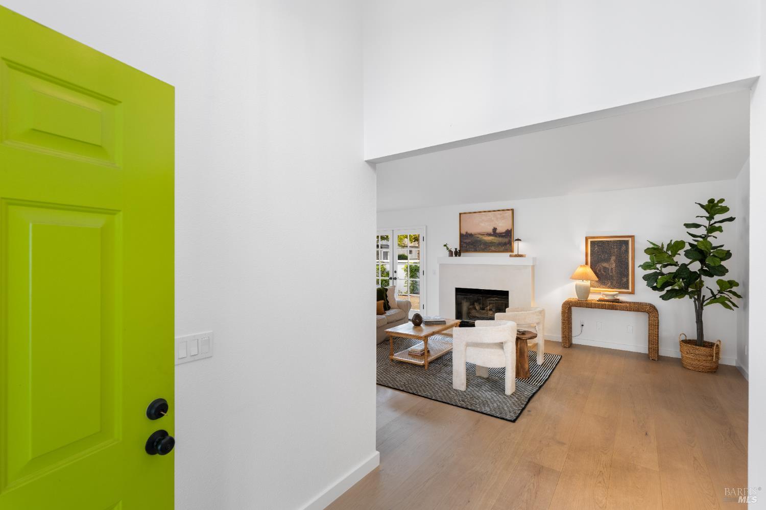 Detail Gallery Image 3 of 22 For 889 Princeton Dr, Sonoma,  CA 95476 - 2 Beds | 2 Baths