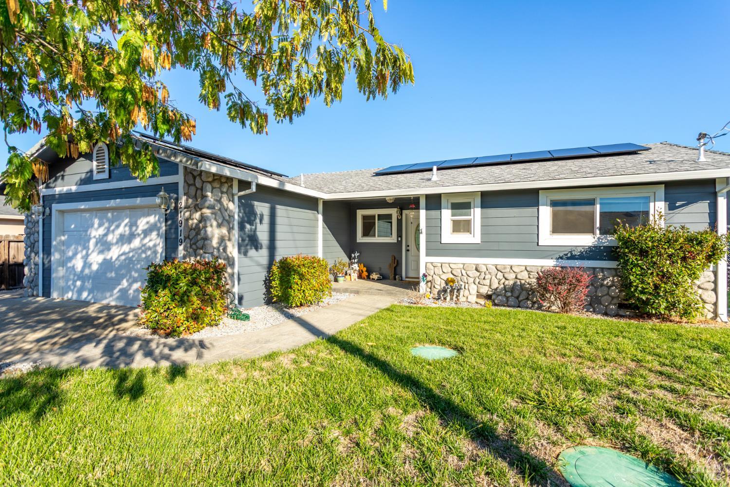 Detail Gallery Image 3 of 30 For 21919 Hayfork Pl, Cottonwood,  CA 96022 - 2 Beds | 2 Baths