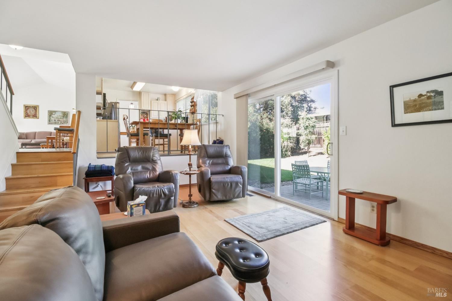 Detail Gallery Image 17 of 64 For 3217 Ensenada Dr, San Ramon,  CA 94583 - 4 Beds | 2/1 Baths