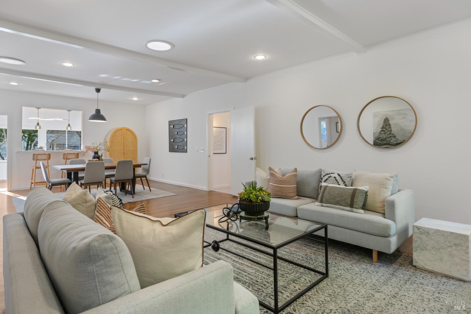 Detail Gallery Image 7 of 67 For 5 Hillside Ave, Kentfield,  CA 94904 - 5 Beds | 3 Baths