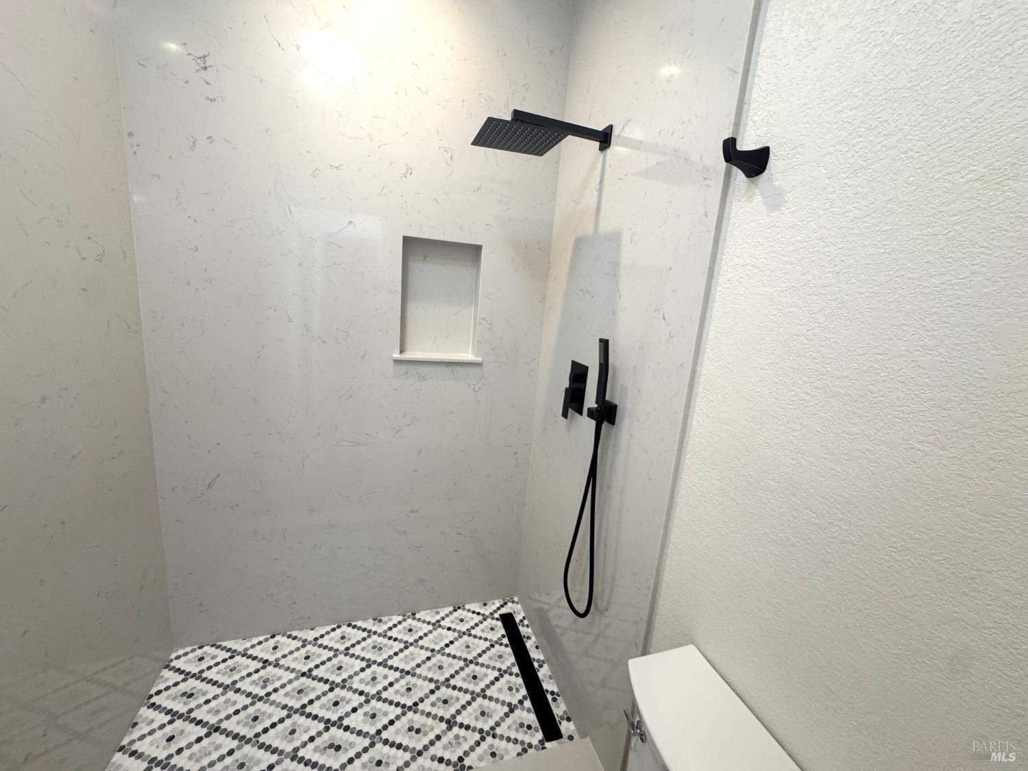 Detail Gallery Image 17 of 53 For 107 St Michael Ct, Cloverdale,  CA 95425 - 3 Beds | 2 Baths