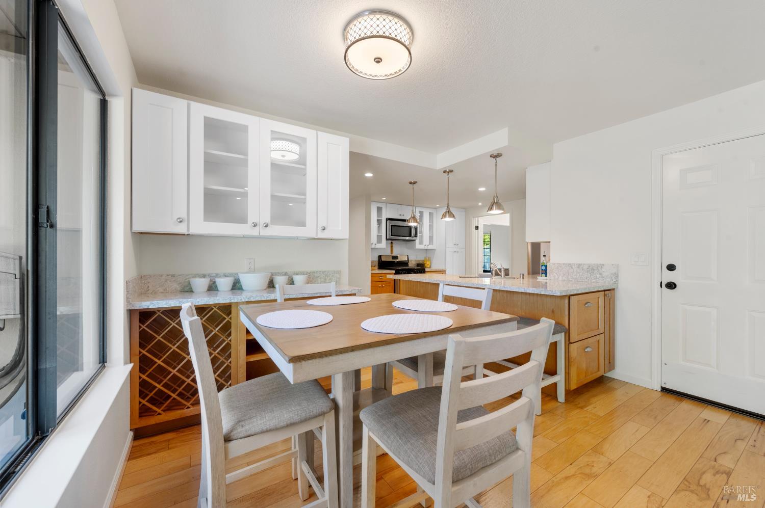 Detail Gallery Image 27 of 64 For 1049 Charlson Way, Napa,  CA 94558 - 3 Beds | 2 Baths