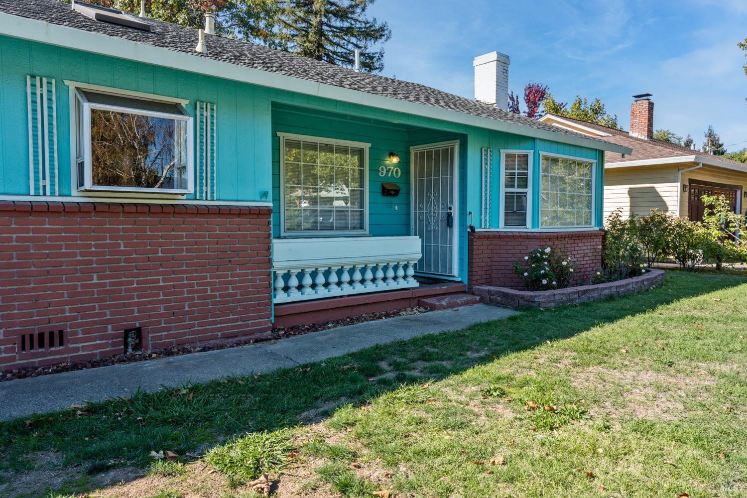 Detail Gallery Image 3 of 21 For 970 N Pine St, Ukiah,  CA 95482 - 3 Beds | 2 Baths