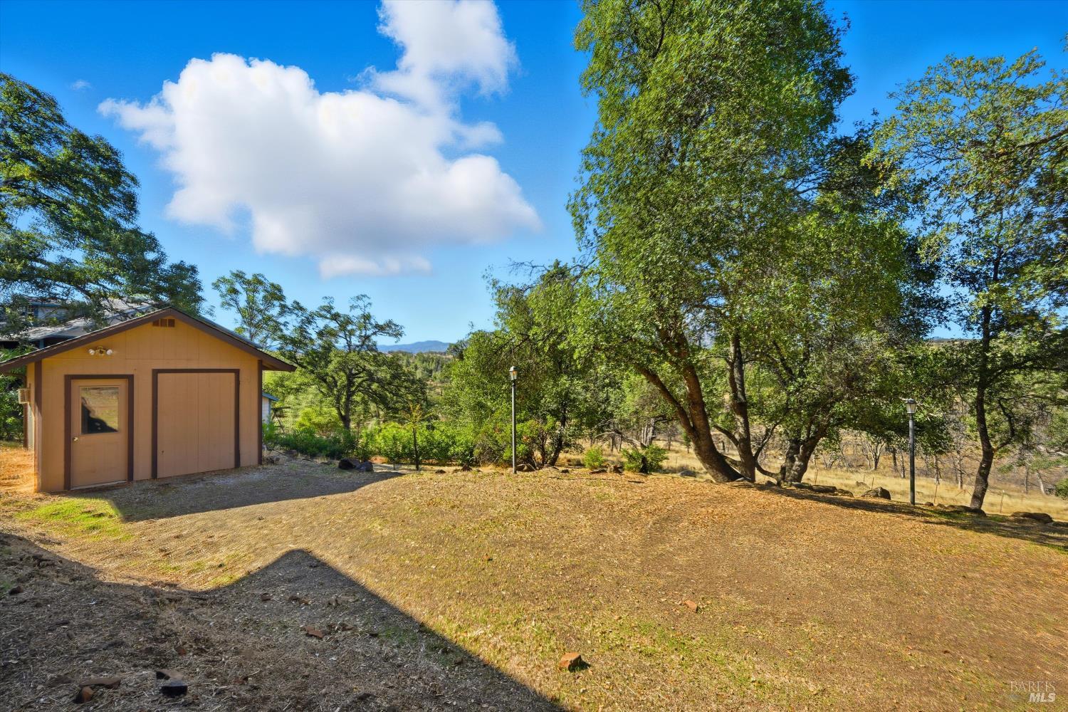 Detail Gallery Image 37 of 47 For 16261 Conestoga Rd, Hidden Valley Lake,  CA 95467 - 3 Beds | 2/1 Baths