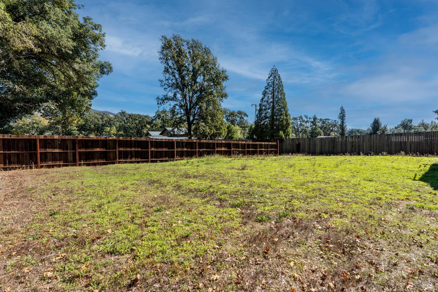 Detail Gallery Image 15 of 17 For 10185 East Rd, Redwood Valley,  CA 95470 - 1 Beds | 1 Baths