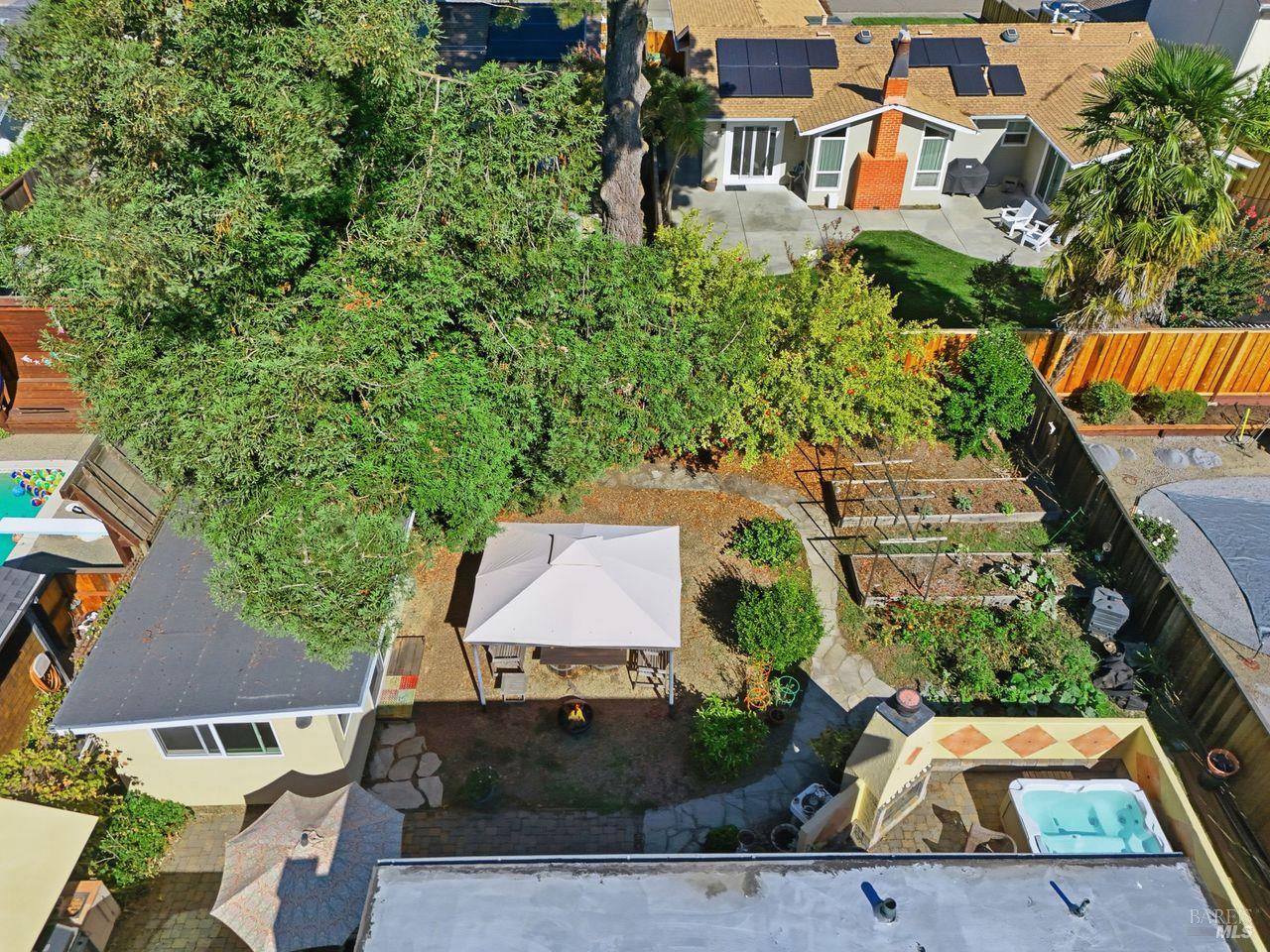 Detail Gallery Image 23 of 45 For 85 San Carlos Way, Novato,  CA 94945 - 4 Beds | 3 Baths