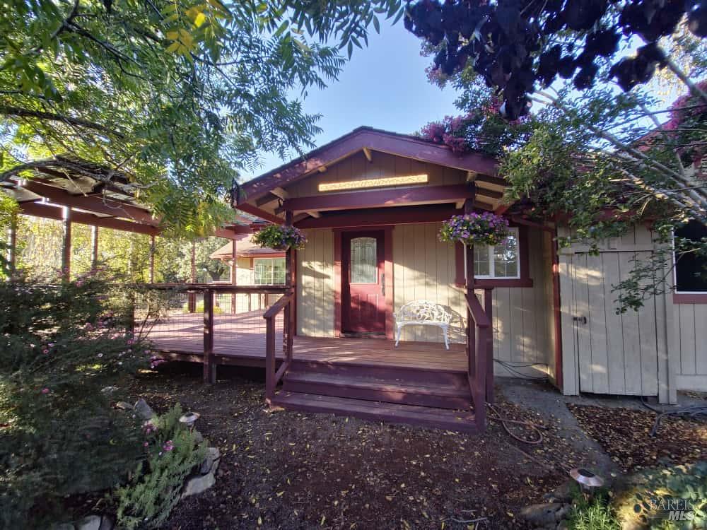 Detail Gallery Image 17 of 27 For 6060 Oak Ave, Cotati,  CA 94931 - 4 Beds | 2 Baths