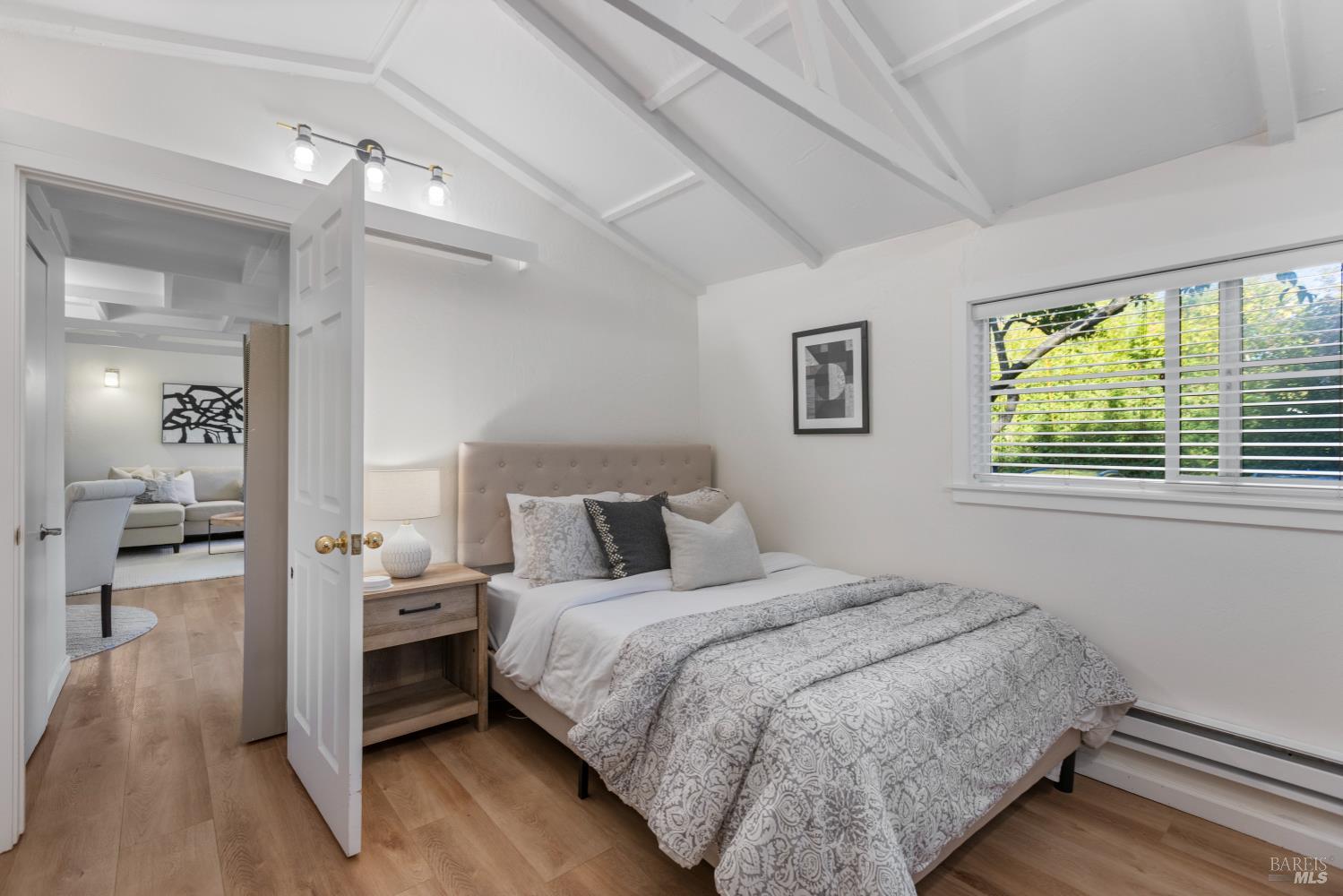 Detail Gallery Image 57 of 67 For 5 Hillside Ave, Kentfield,  CA 94904 - 5 Beds | 3 Baths