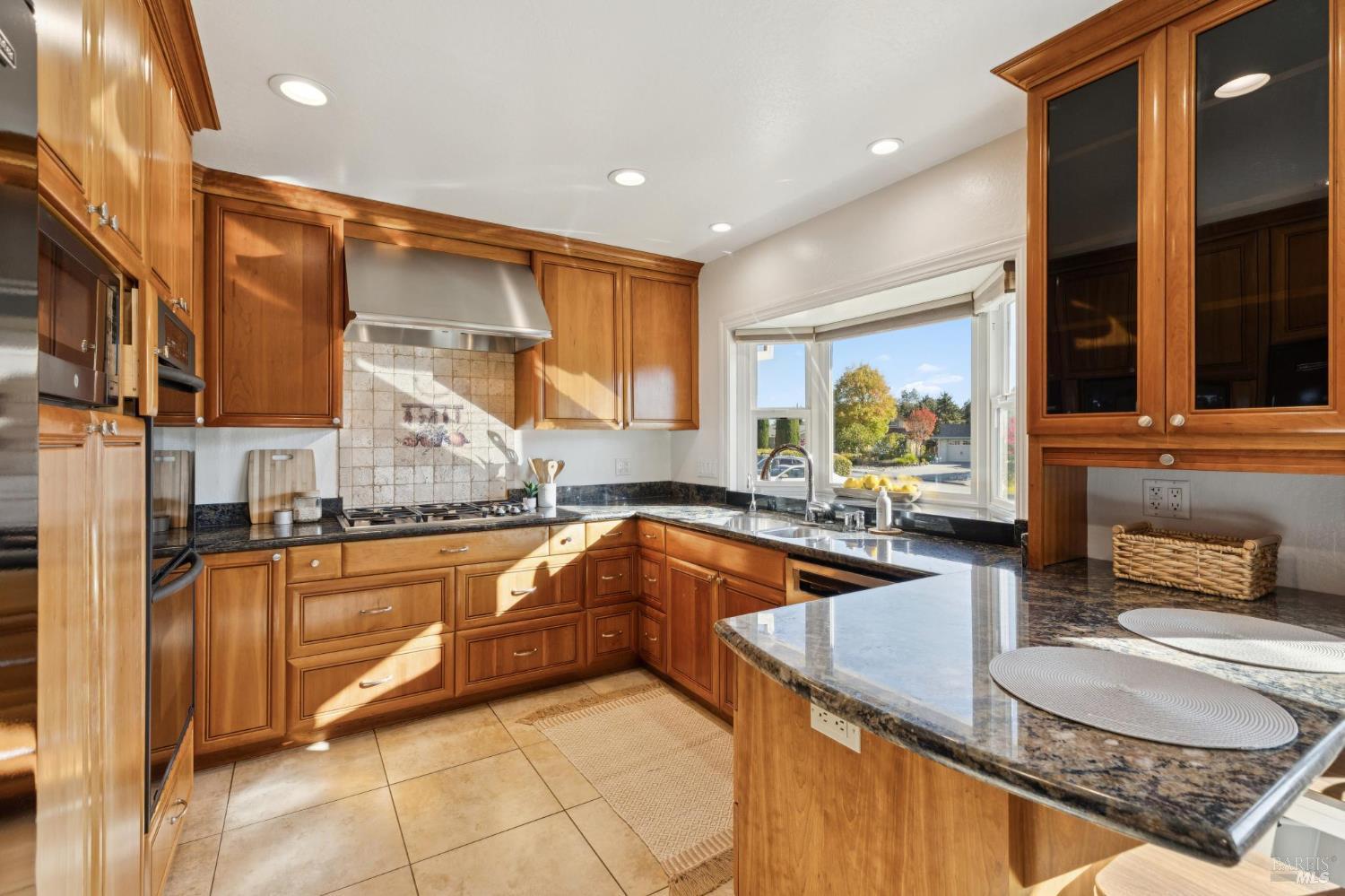 Detail Gallery Image 5 of 45 For 2108 Feliz Dr, Novato,  CA 94945 - 4 Beds | 3 Baths