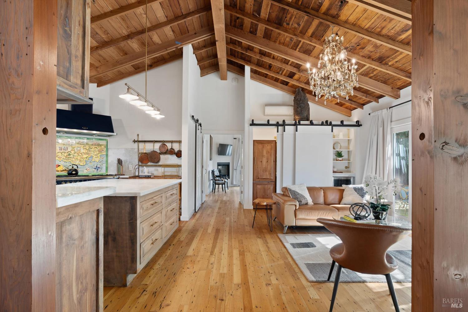 Detail Gallery Image 12 of 41 For 620 Brown St, Healdsburg,  CA 95448 - 4 Beds | 4/1 Baths