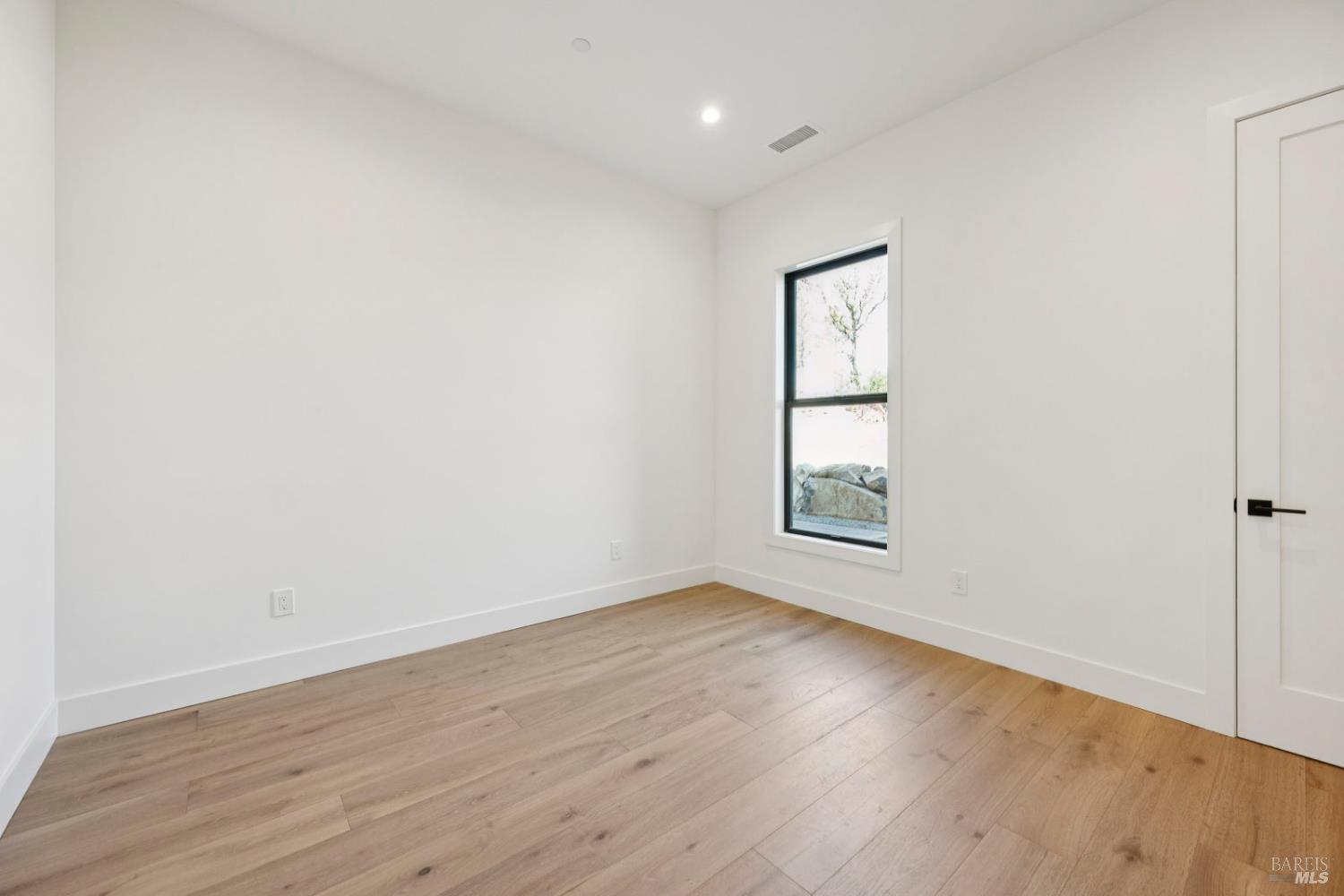 Detail Gallery Image 60 of 79 For 2716 Rollo Rd, Santa Rosa,  CA 95404 - 4 Beds | 3/1 Baths