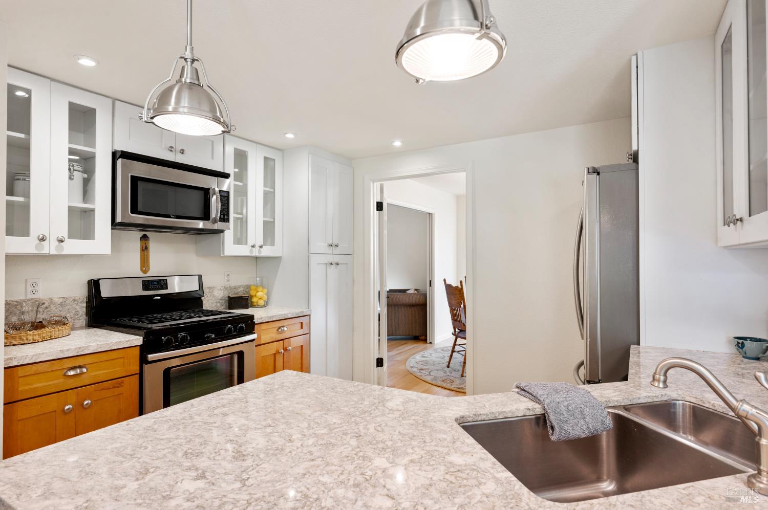 Detail Gallery Image 25 of 64 For 1049 Charlson Way, Napa,  CA 94558 - 3 Beds | 2 Baths