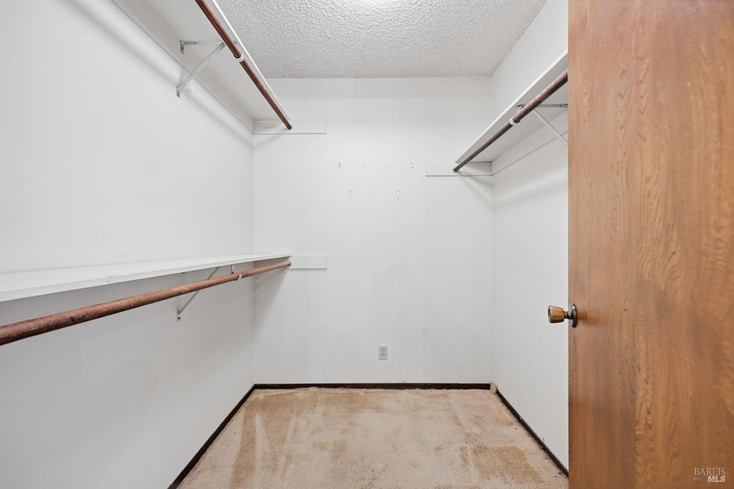 Detail Gallery Image 24 of 48 For 1124 Sunnyslope Dr, Santa Rosa,  CA 95404 - 4 Beds | 2 Baths