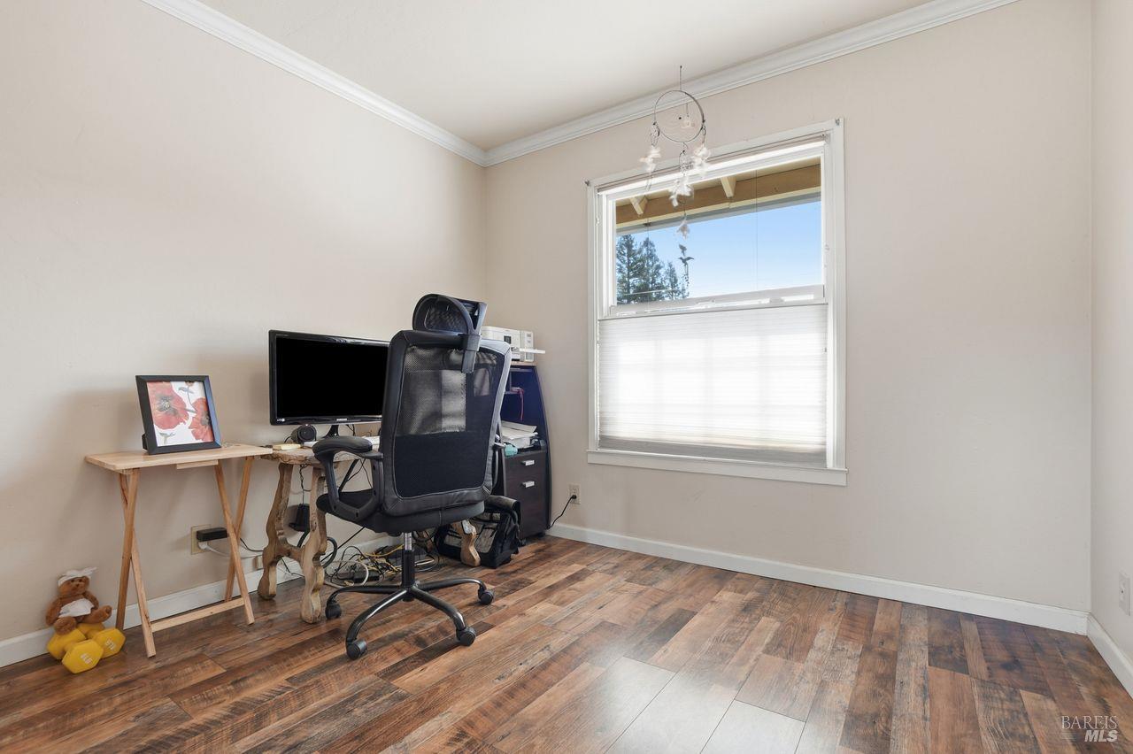 Detail Gallery Image 18 of 45 For 85 San Carlos Way, Novato,  CA 94945 - 4 Beds | 3 Baths