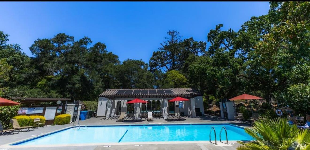 Detail Gallery Image 32 of 32 For 802 Adobe Dr, Santa Rosa,  CA 95404 - 2 Beds | 2 Baths