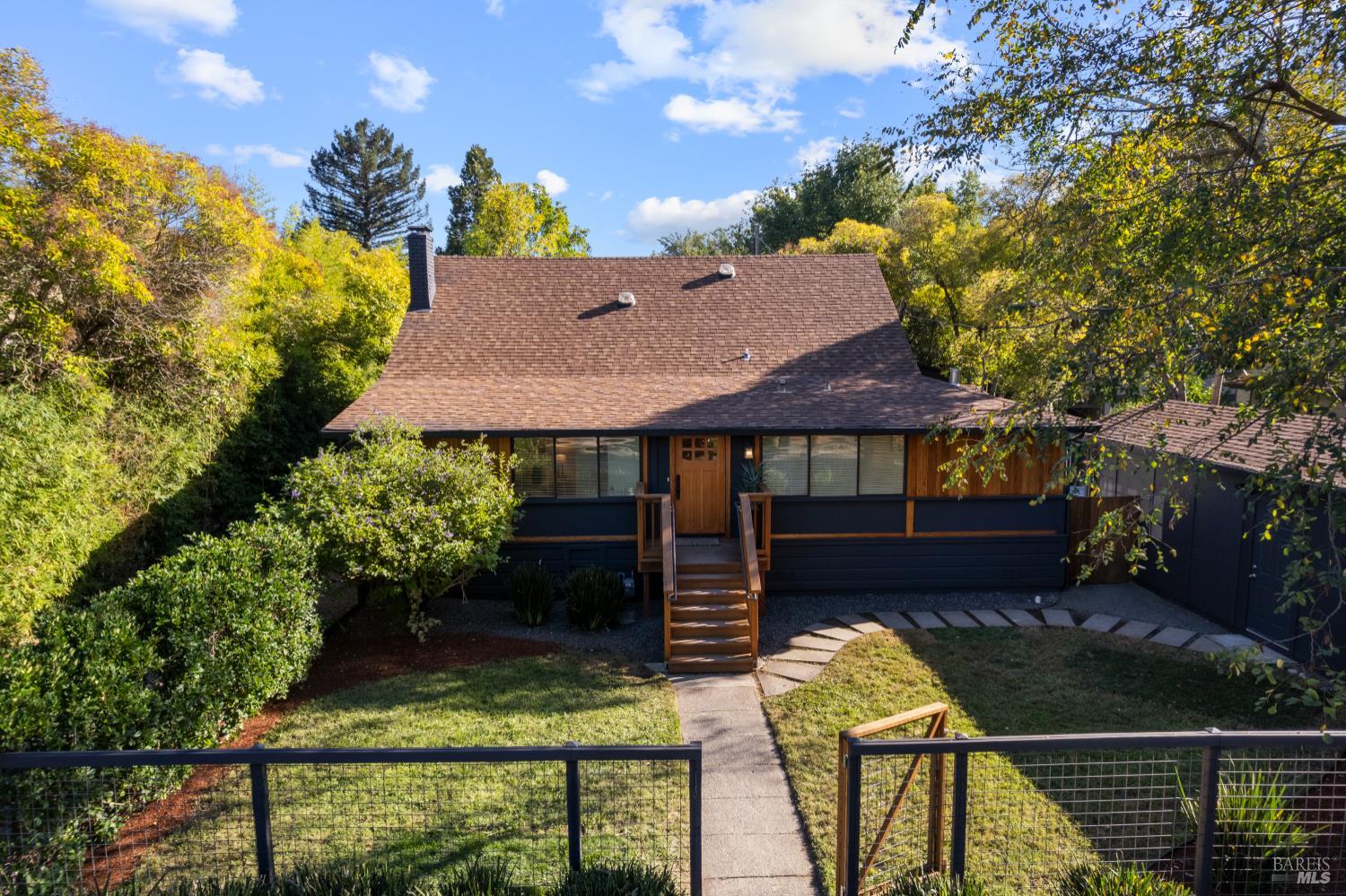 Detail Gallery Image 65 of 67 For 5 Hillside Ave, Kentfield,  CA 94904 - 5 Beds | 3 Baths