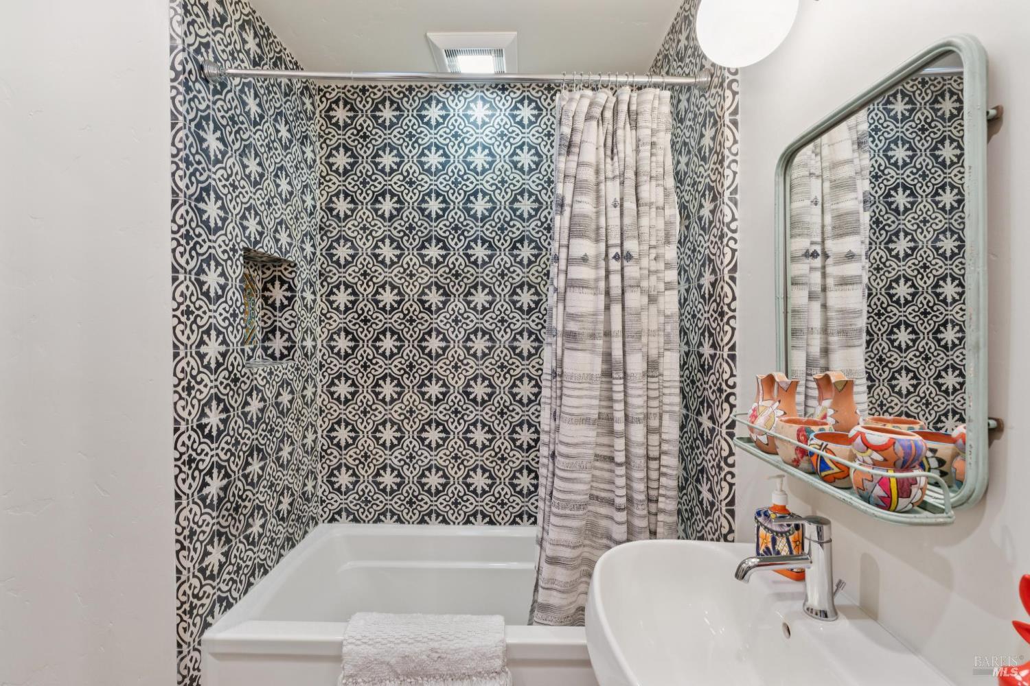 Detail Gallery Image 36 of 46 For 32 El Nido Ct, Sonoma,  CA 95476 - 3 Beds | 2 Baths