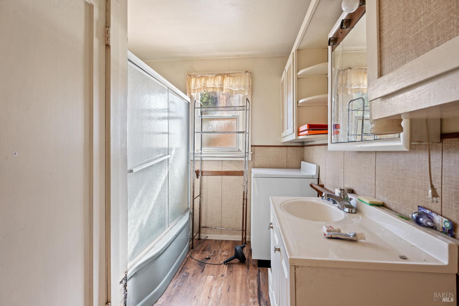 Detail Gallery Image 7 of 12 For 23925 Eberle St, Covelo,  CA 95428 - 5 Beds | 2 Baths