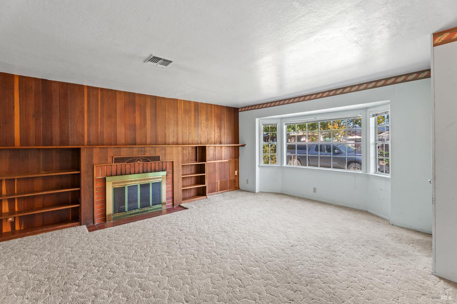 Detail Gallery Image 4 of 21 For 970 N Pine St, Ukiah,  CA 95482 - 3 Beds | 2 Baths