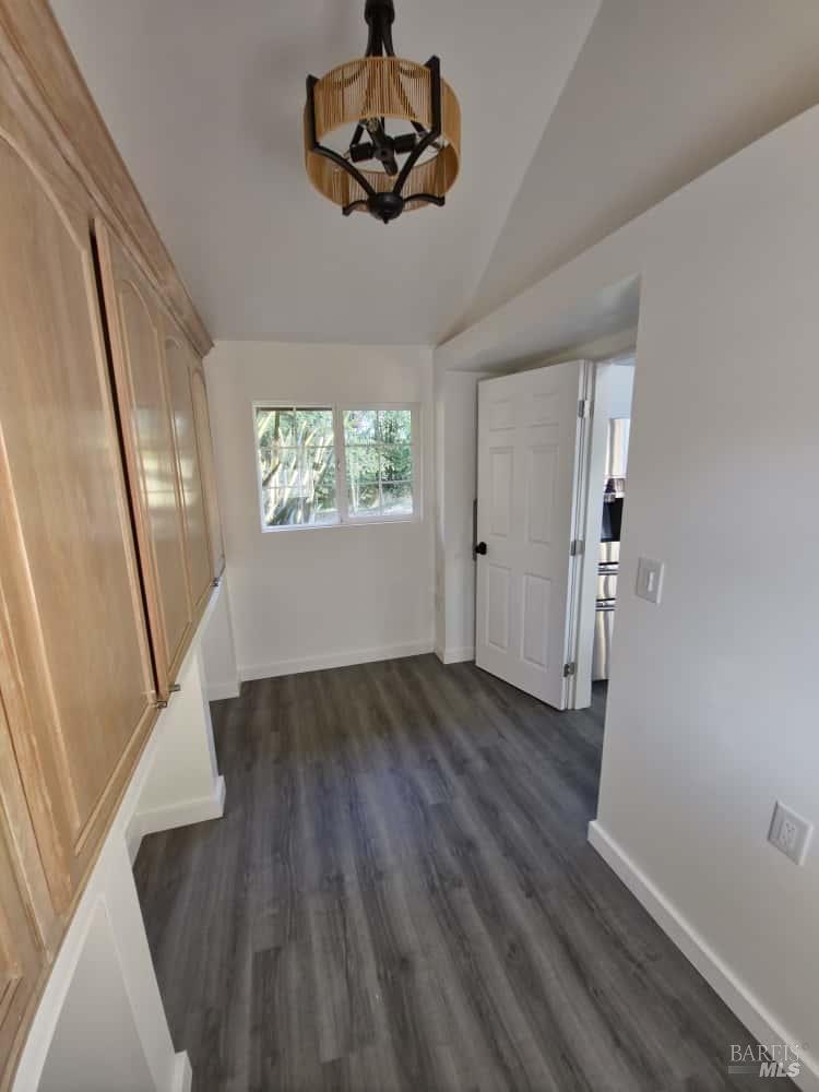 Detail Gallery Image 21 of 27 For 6060 Oak Ave, Cotati,  CA 94931 - 4 Beds | 2 Baths