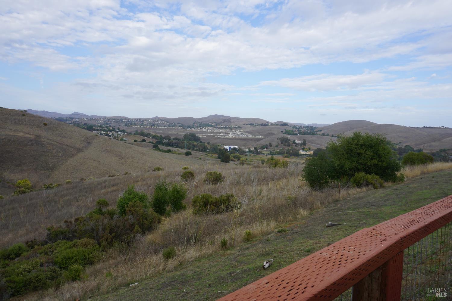 Detail Gallery Image 27 of 28 For 1048 Topsail Dr, Vallejo,  CA 94591 - 4 Beds | 2 Baths