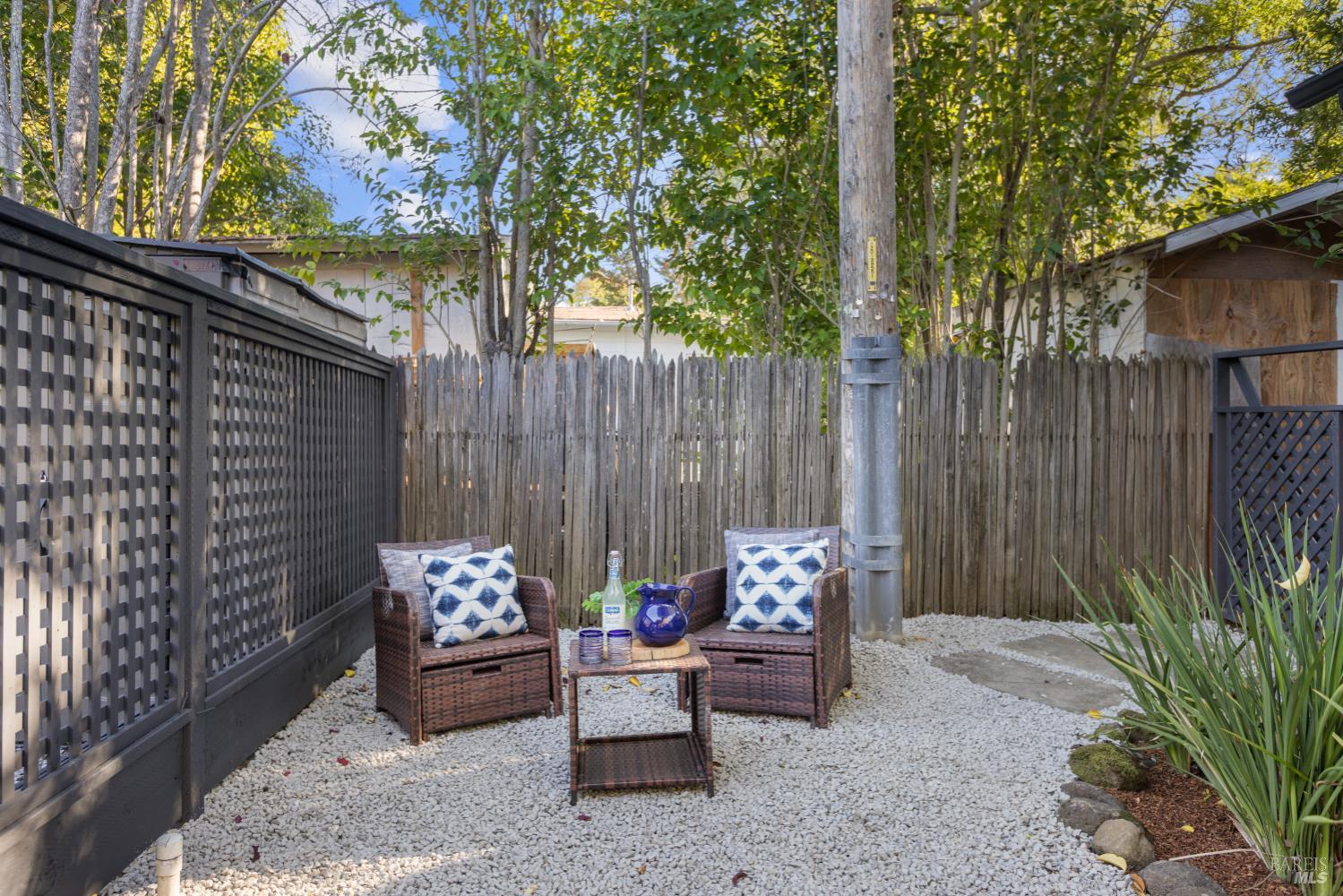 Detail Gallery Image 48 of 67 For 5 Hillside Ave, Kentfield,  CA 94904 - 5 Beds | 3 Baths