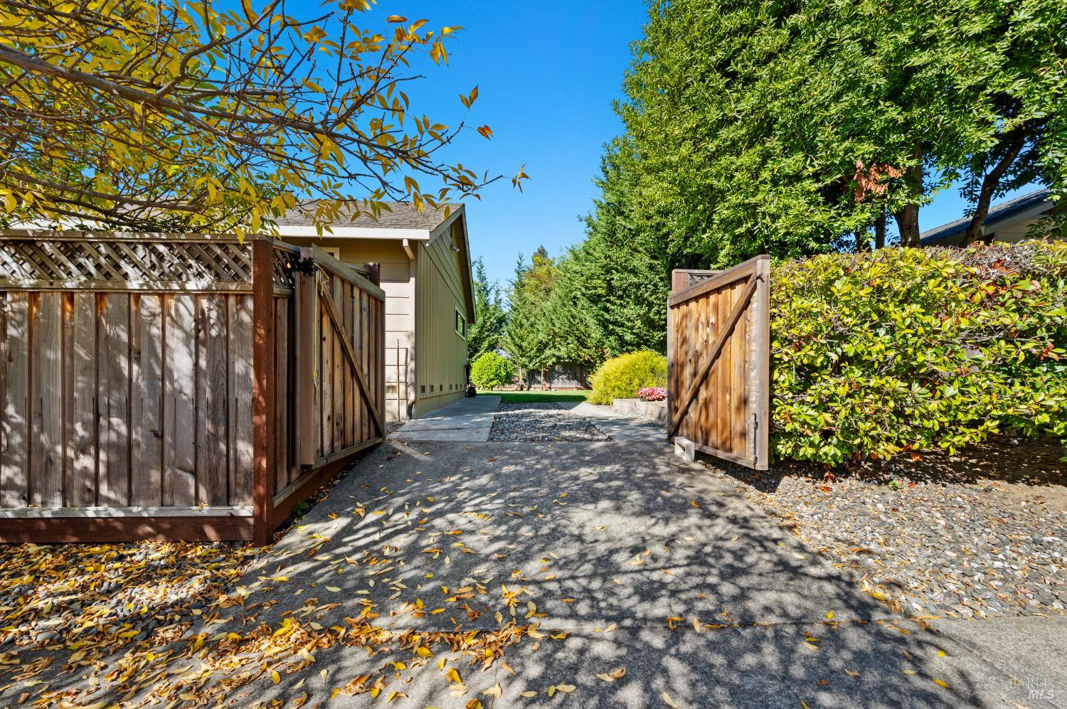 Detail Gallery Image 54 of 64 For 1049 Charlson Way, Napa,  CA 94558 - 3 Beds | 2 Baths