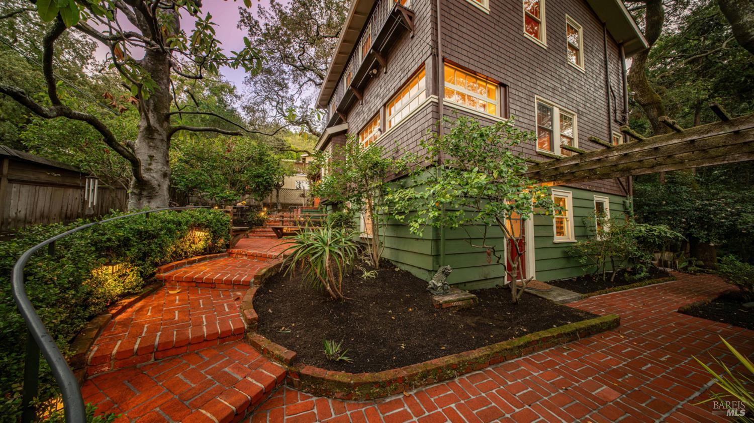 Detail Gallery Image 48 of 77 For 150 Bungalow Ave, San Rafael,  CA 94901 - 4 Beds | 2 Baths