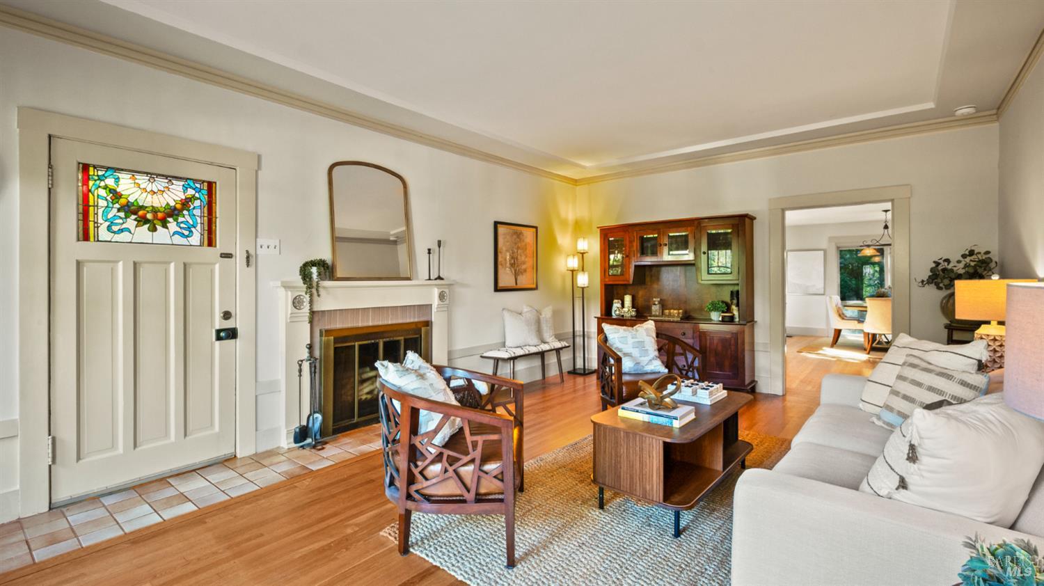 Detail Gallery Image 6 of 77 For 150 Bungalow Ave, San Rafael,  CA 94901 - 4 Beds | 2 Baths