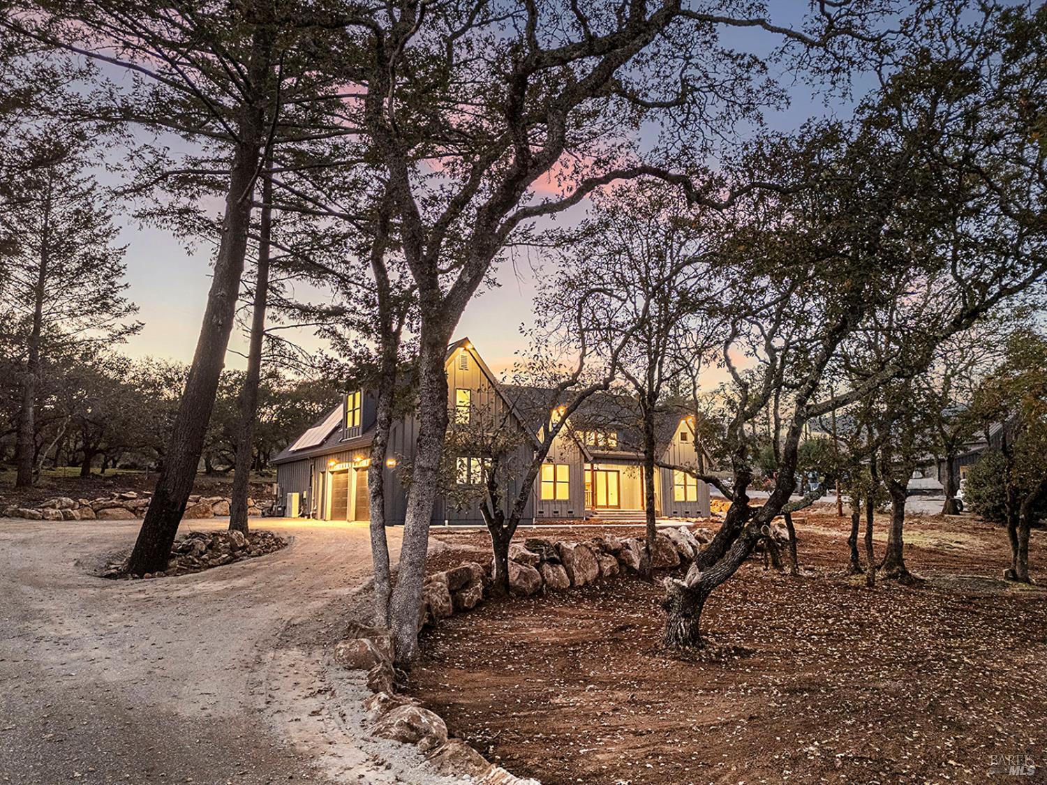 Detail Gallery Image 10 of 79 For 2716 Rollo Rd, Santa Rosa,  CA 95404 - 4 Beds | 3/1 Baths