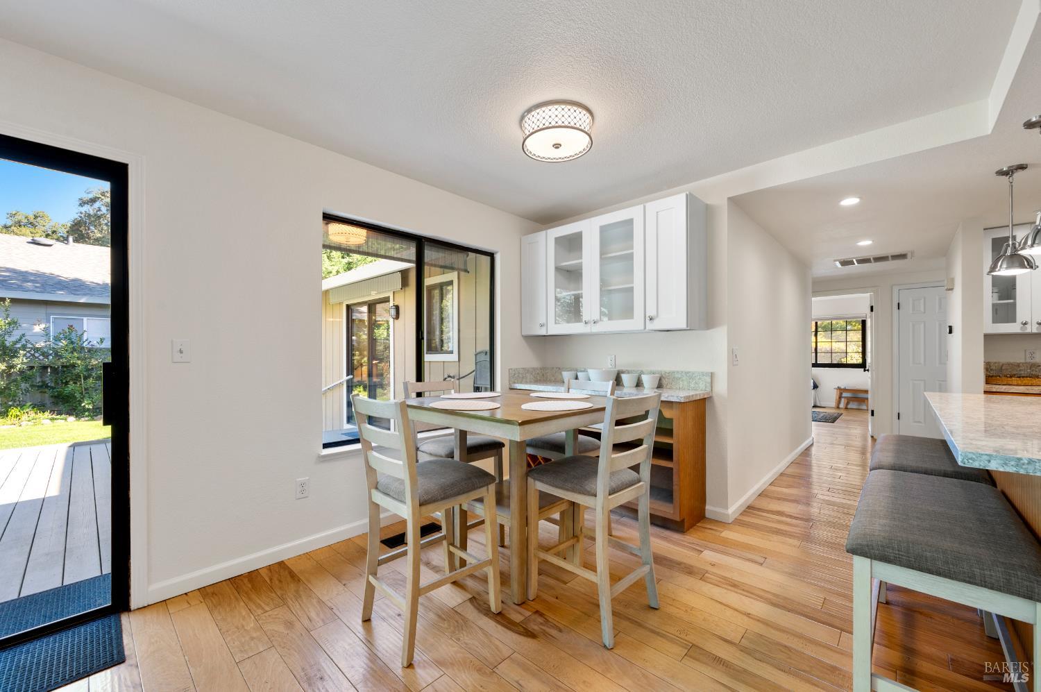 Detail Gallery Image 26 of 64 For 1049 Charlson Way, Napa,  CA 94558 - 3 Beds | 2 Baths