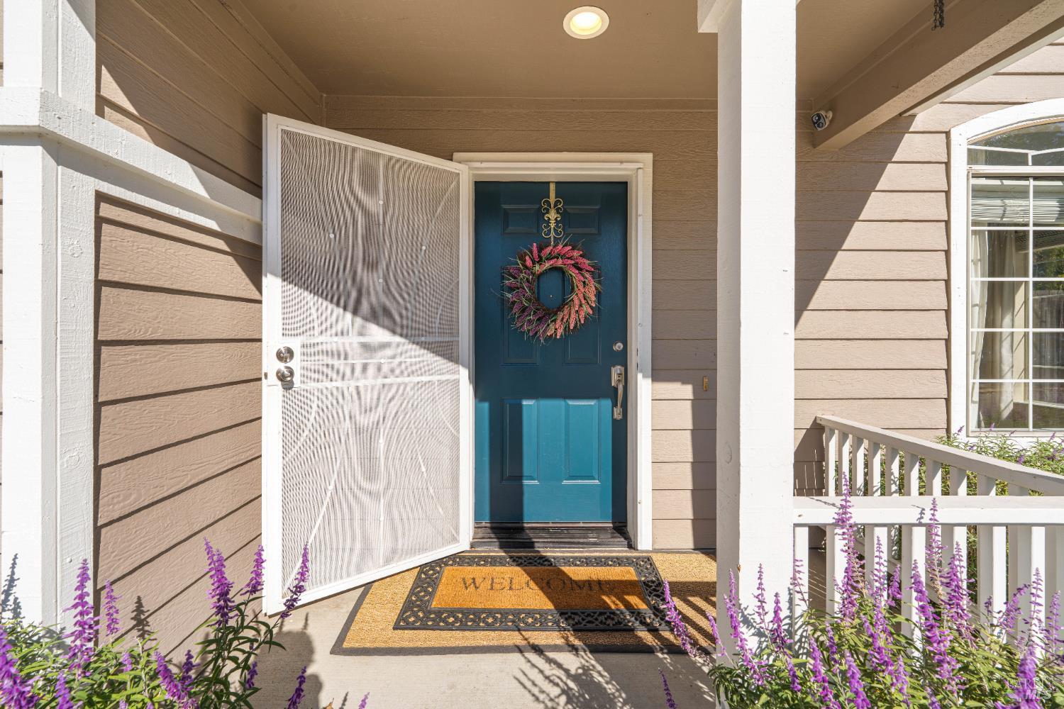 Detail Gallery Image 5 of 45 For 129 Wooded Glen Ct, Windsor,  CA 95492 - 4 Beds | 3 Baths