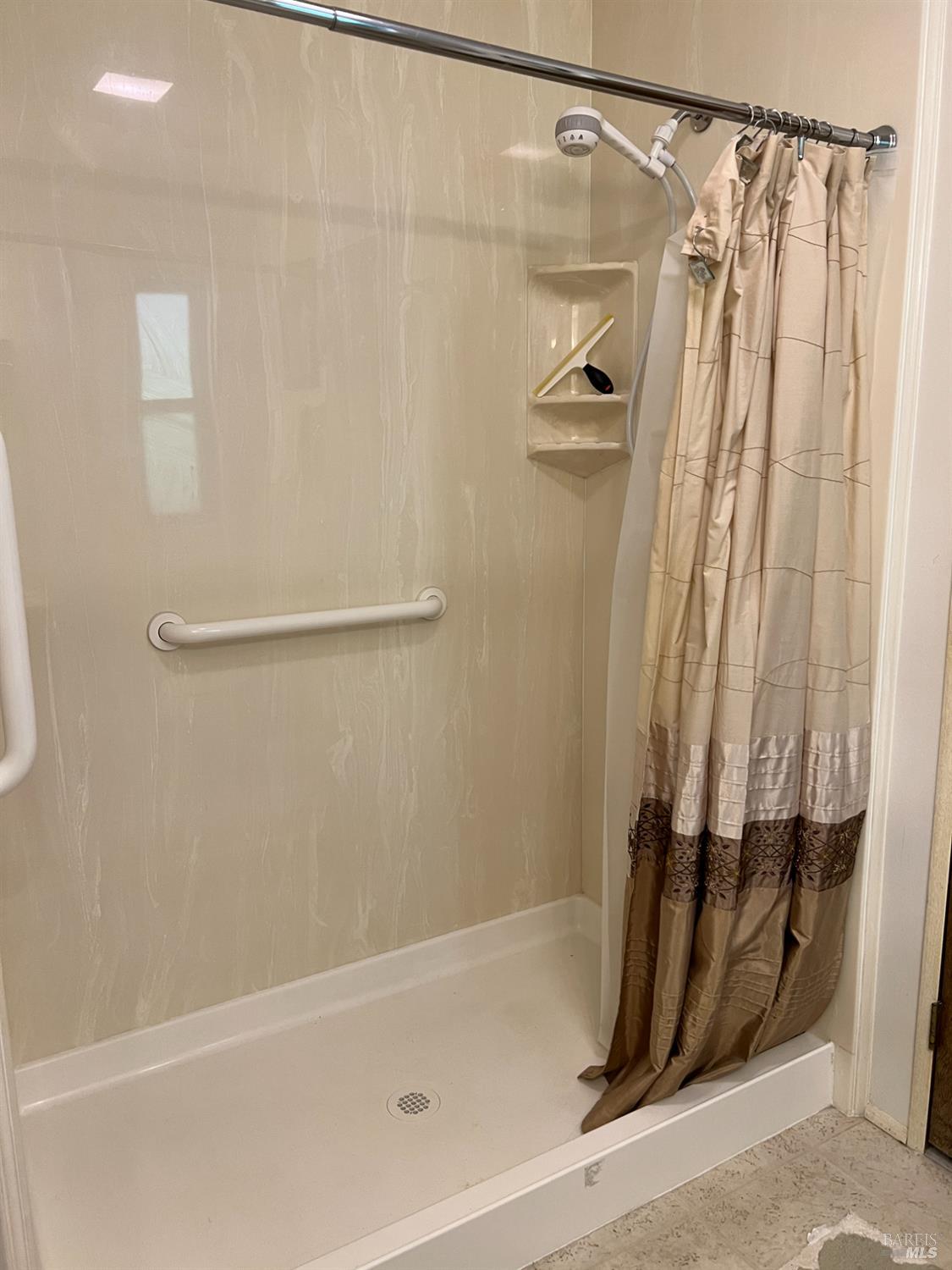 Detail Gallery Image 22 of 31 For 121 Panorama Dr, Novato,  CA 94949 - 2 Beds | 2 Baths