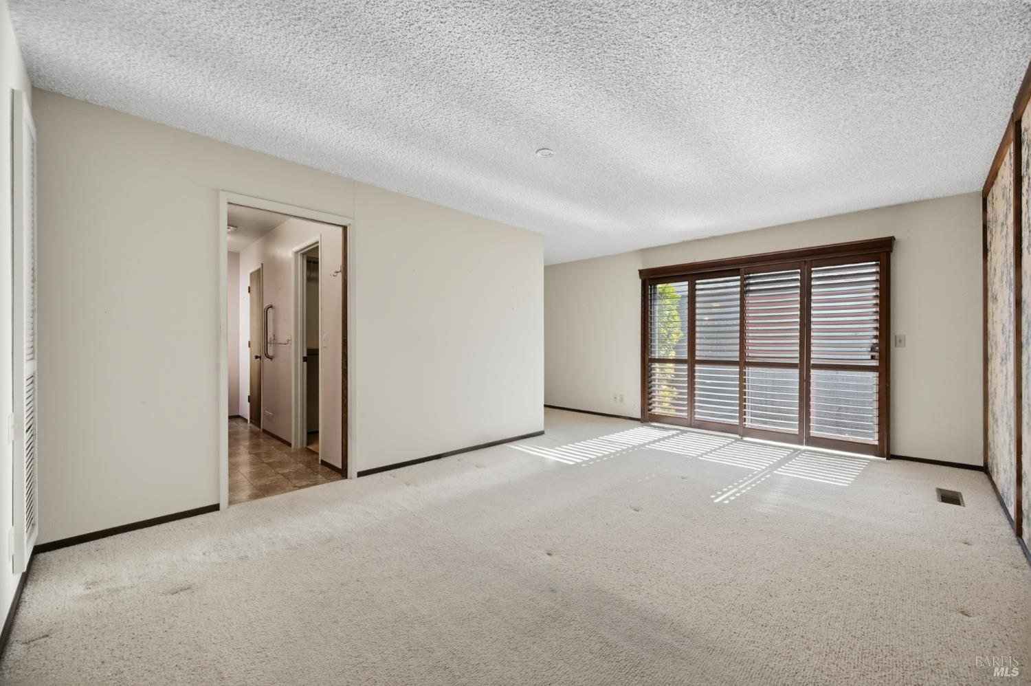 Detail Gallery Image 21 of 48 For 1124 Sunnyslope Dr, Santa Rosa,  CA 95404 - 4 Beds | 2 Baths