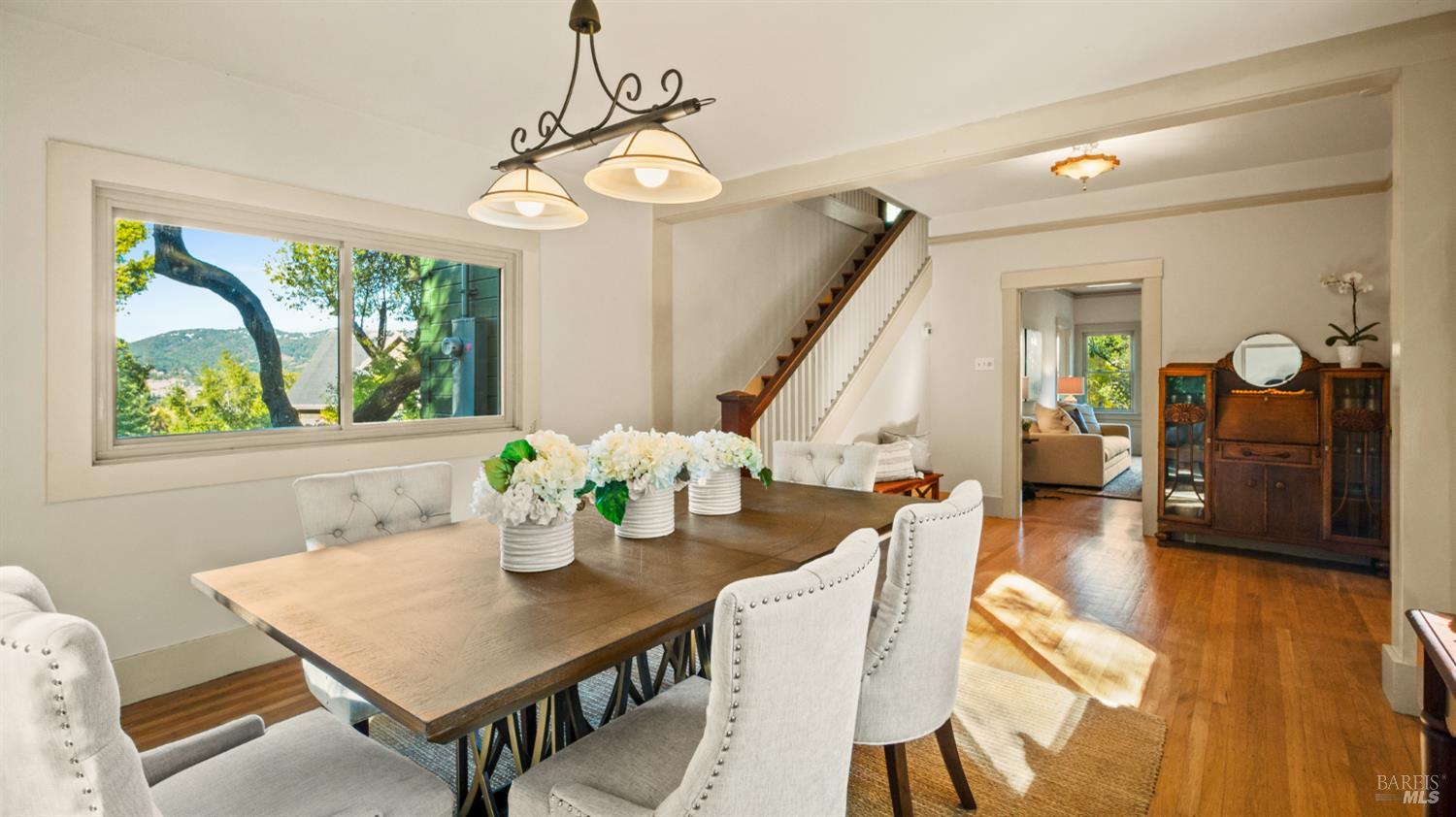 Detail Gallery Image 11 of 77 For 150 Bungalow Ave, San Rafael,  CA 94901 - 4 Beds | 2 Baths