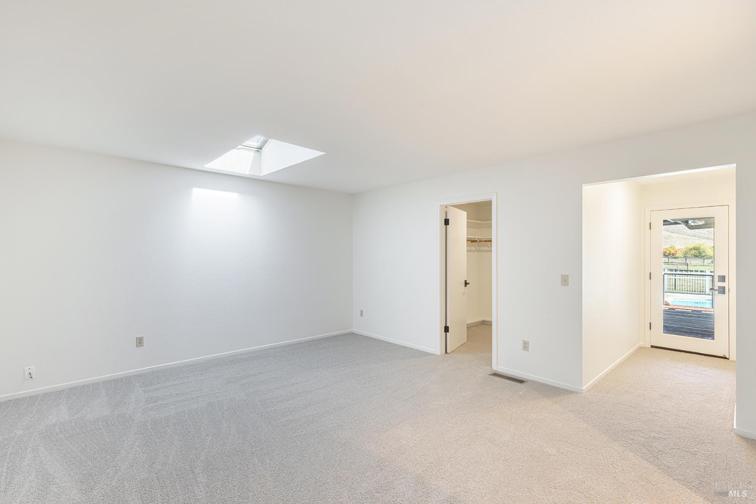 Detail Gallery Image 11 of 37 For 6565 Bennett Valley Rd, Santa Rosa,  CA 95404 - 3 Beds | 2 Baths