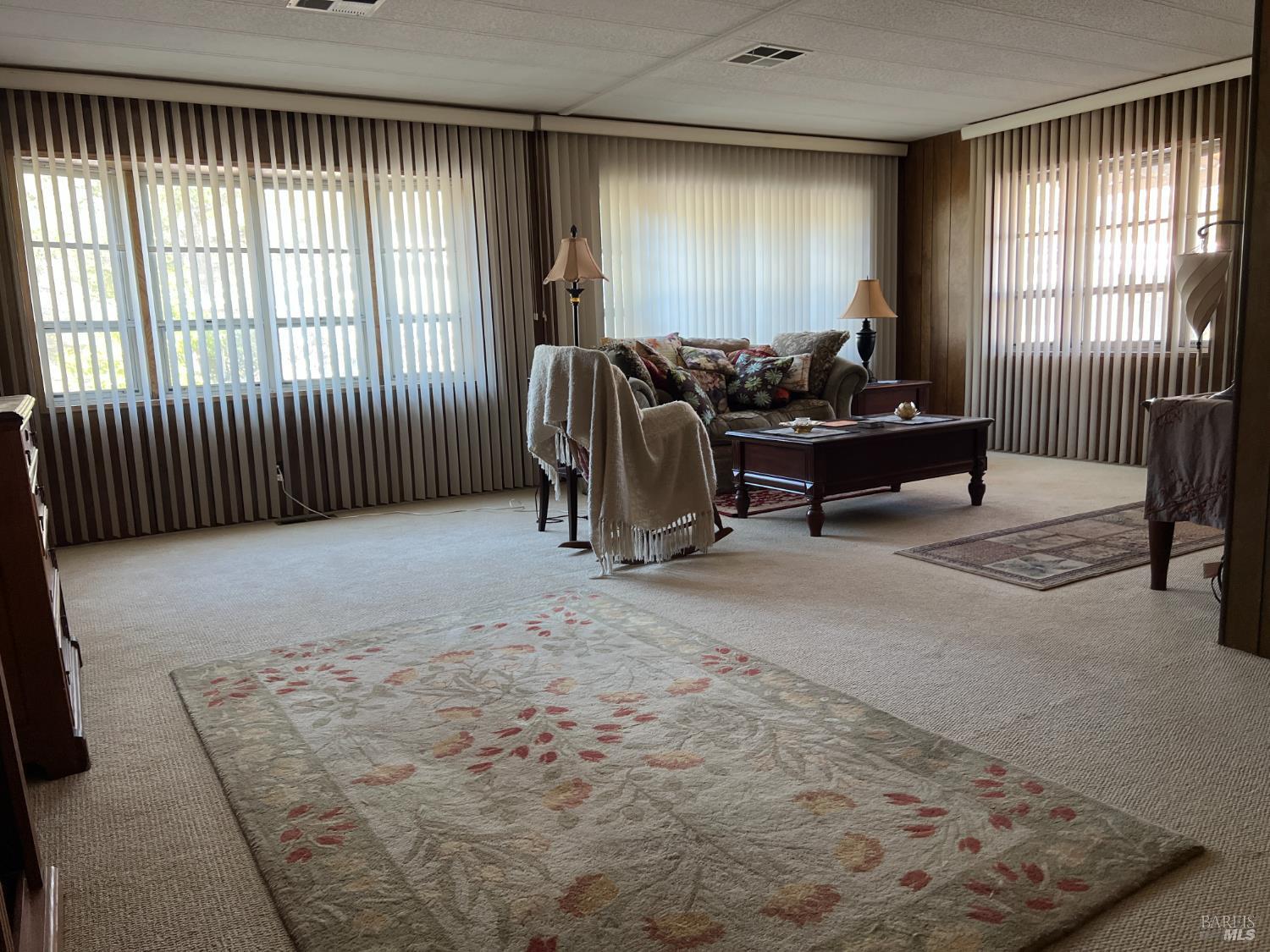 Detail Gallery Image 10 of 31 For 121 Panorama Dr, Novato,  CA 94949 - 2 Beds | 2 Baths