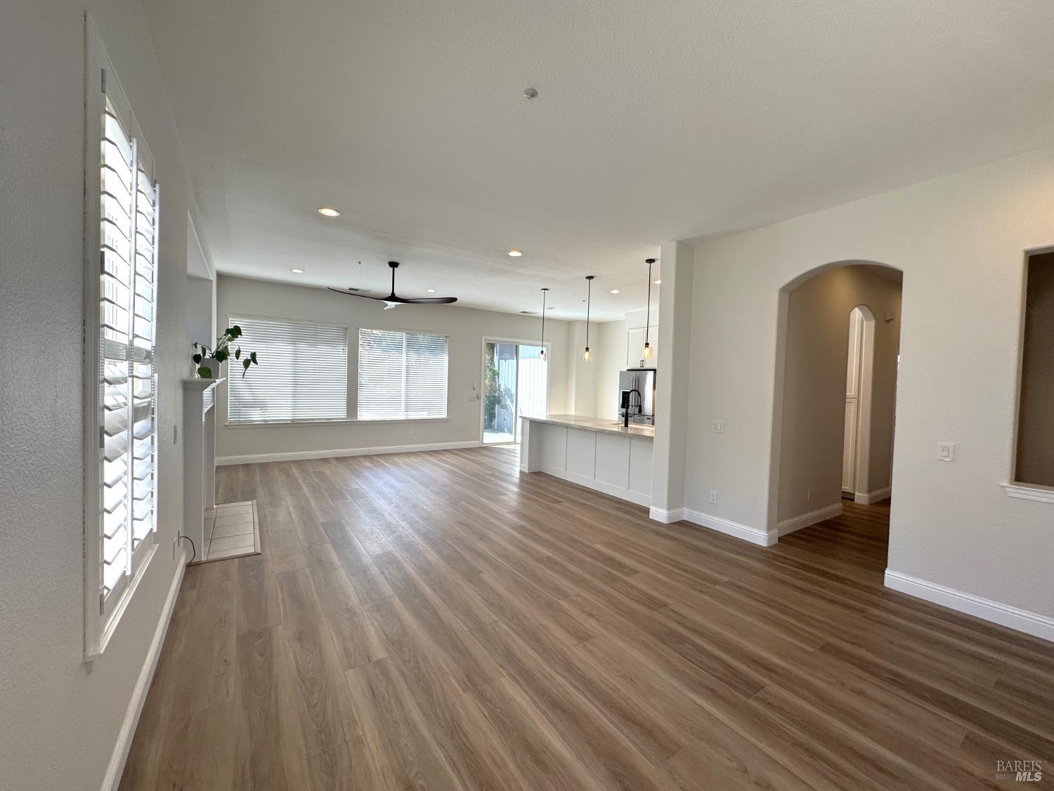 Detail Gallery Image 2 of 53 For 107 St Michael Ct, Cloverdale,  CA 95425 - 3 Beds | 2 Baths